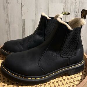 Dr. Martens Faux Fur Lined Chelsea Black Boots